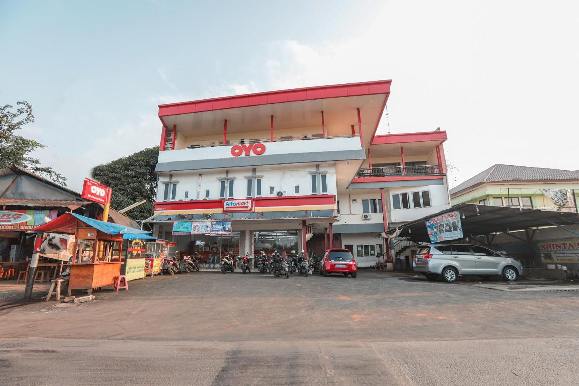 Oyo 387 Alfa Guest House Tegal (Banten) Exterior foto